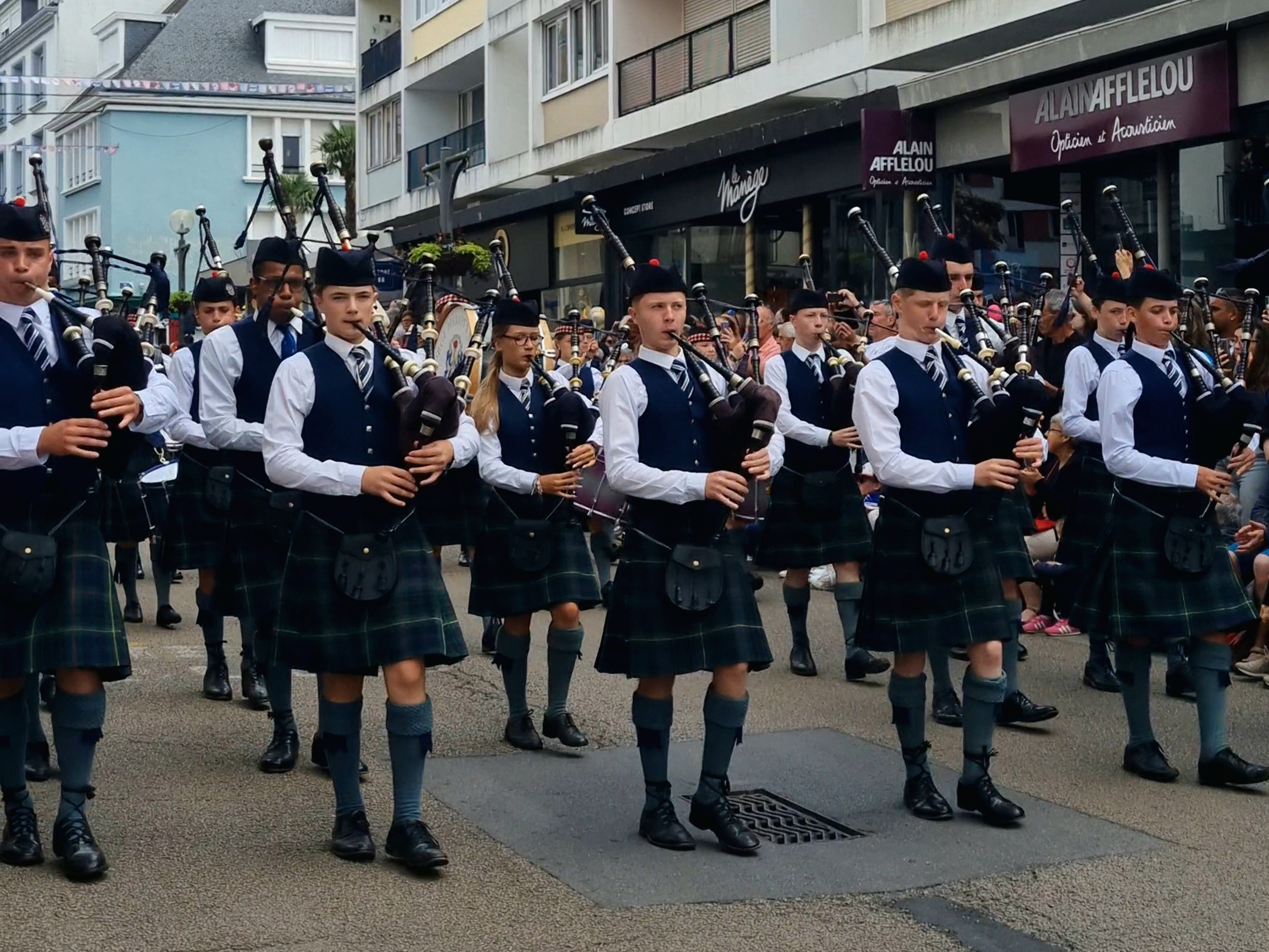 George Heriot's School Pipe Band