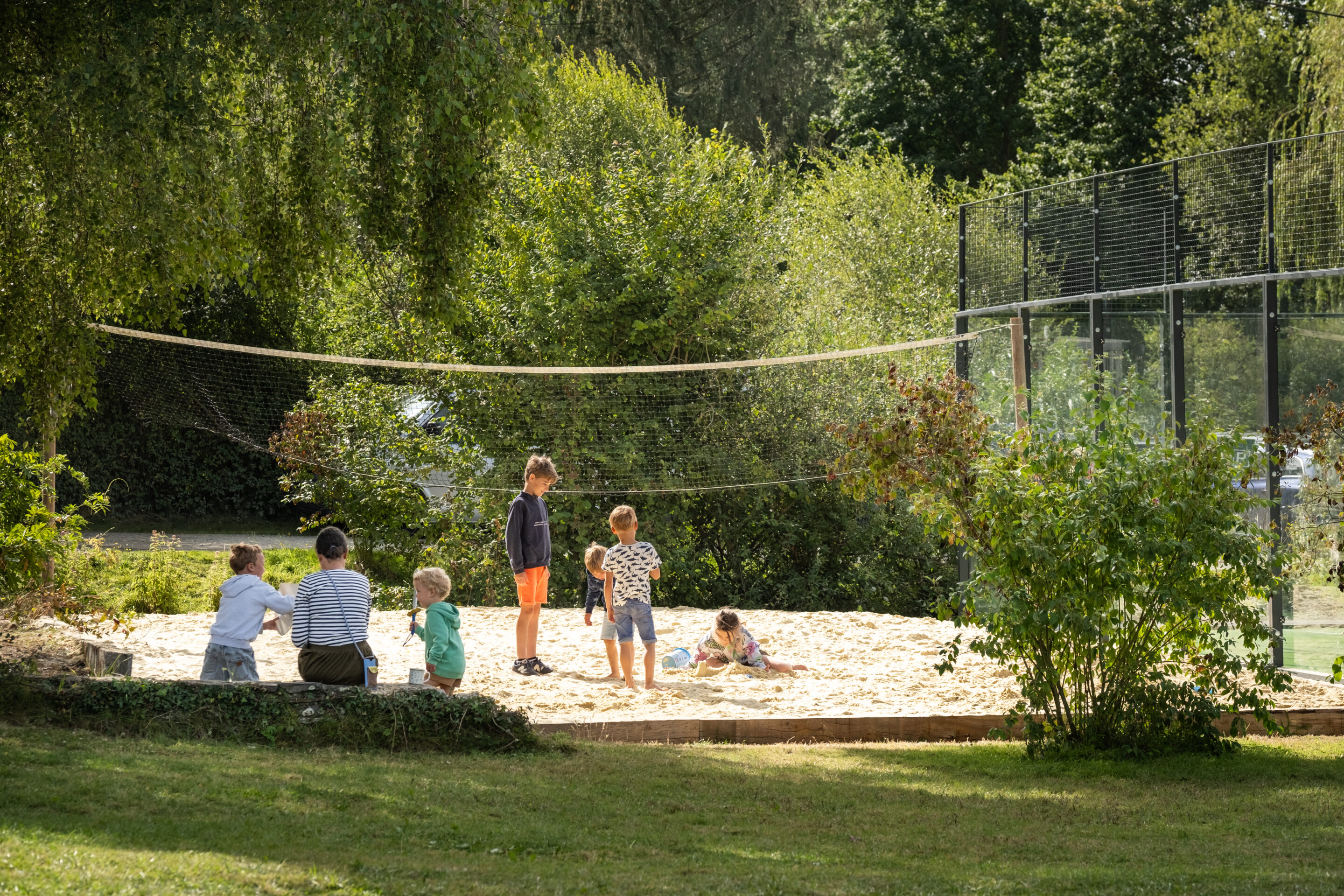 Huttopia Baie du Mont Saint Michel - Espace jeux - Manu Reyboz Huttopia Baie du Mont Saint Michel - Espace jeux - Manu Reyboz