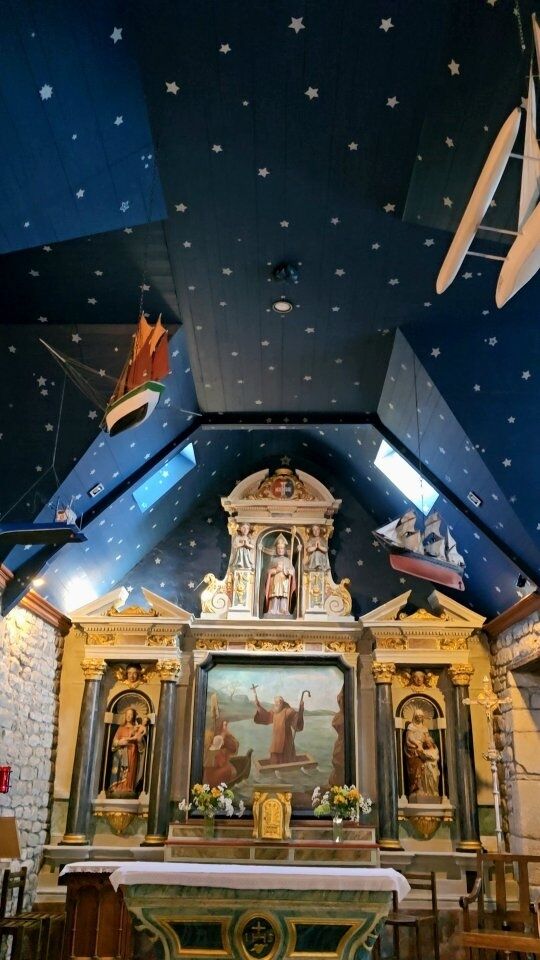 Une chapelle étoilée à Saint-Philibert 🌠

.
.
.
#fansdebretagne #bretagne  #bzh #breizh  #france🇫🇷  #explorebretagne #discoverbretagne #bretagnetourisme #bretagne_focus_on #bretagne_paysage #bretagne_focus_on #bretagnelovers #morbihan #Morbihantourisme #bretagnesud #chapelle #eglise #histoire #patrimoine #architecture #tradition #patrimoine #jaimelafrance #france #bretagnemylove